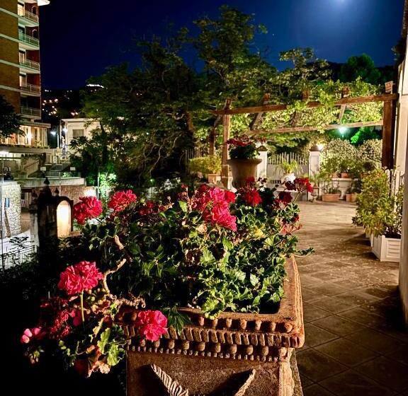 호텔 Relais La Rupe