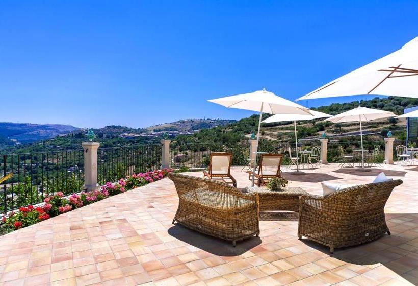 هتل Relais Villa Del Monte