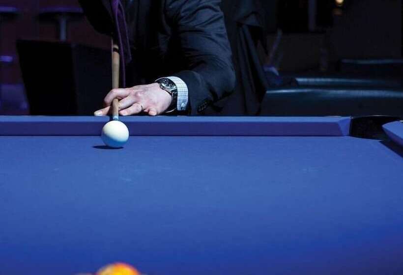 Отель Rho Gloria 2