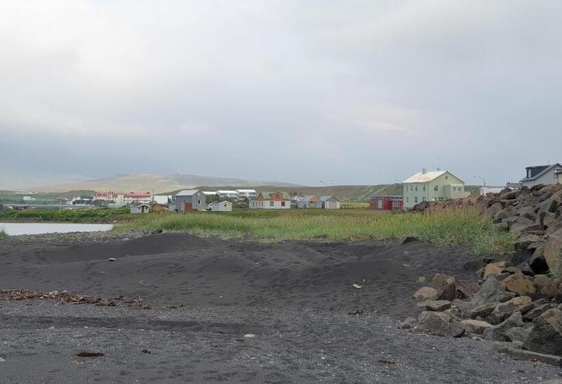 هتل Riverside Hostel