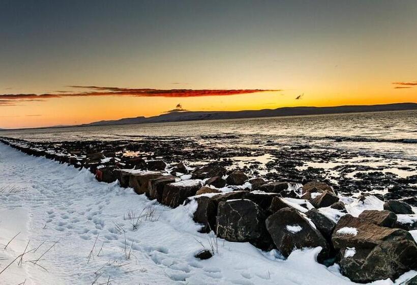 هتل Riverside Hostel