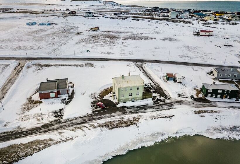 هتل Riverside Hostel