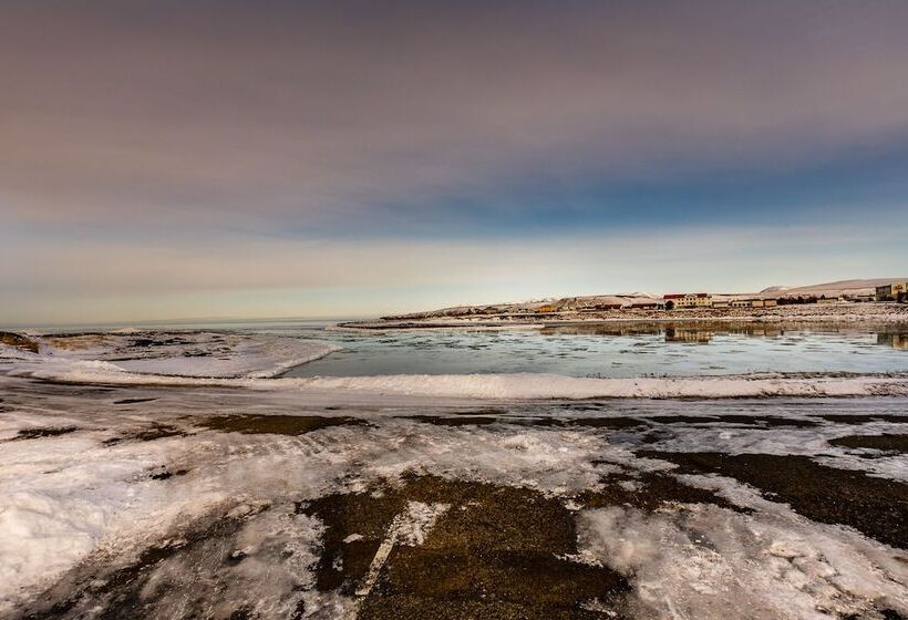 هتل Riverside Hostel