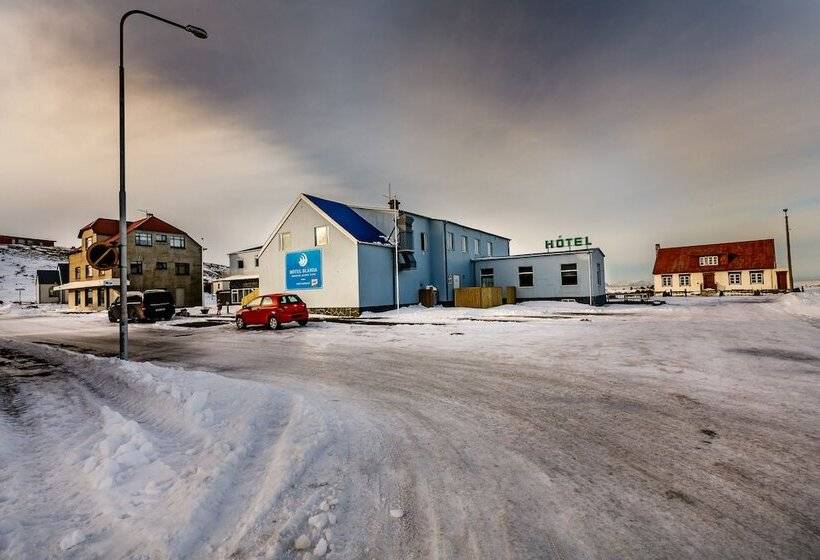 هتل Riverside Hostel