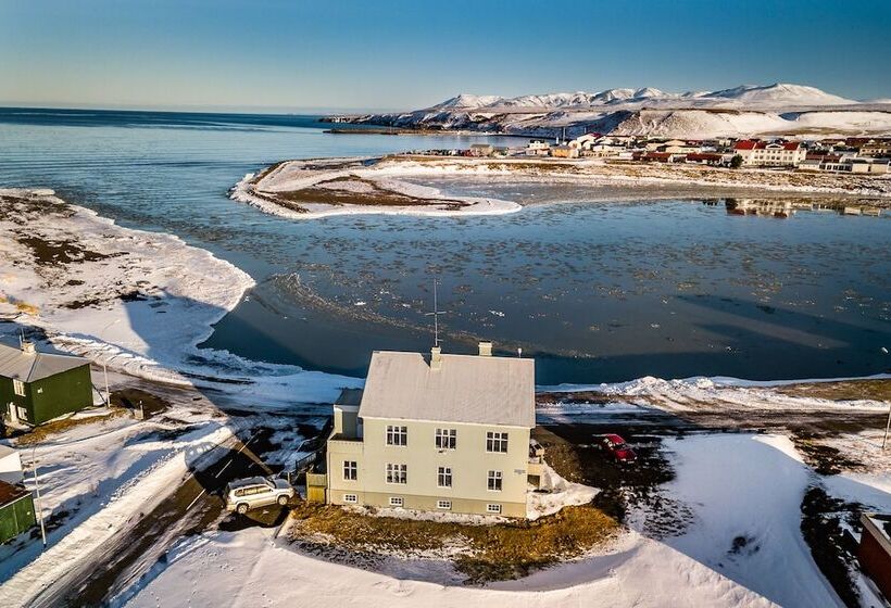 هتل Riverside Hostel