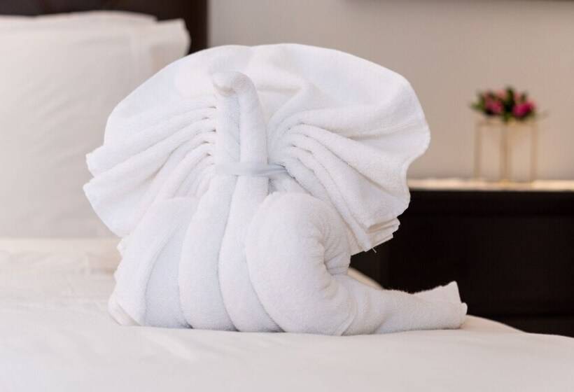 هتل Safari House Suite