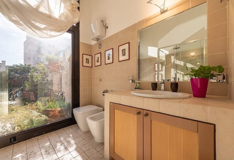 هتل Snob Luxury Suite