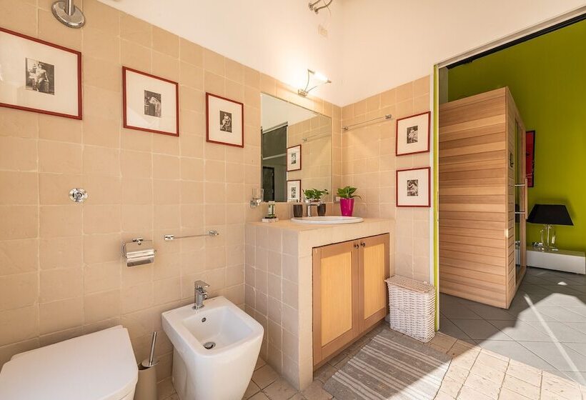 هتل Snob Luxury Suite