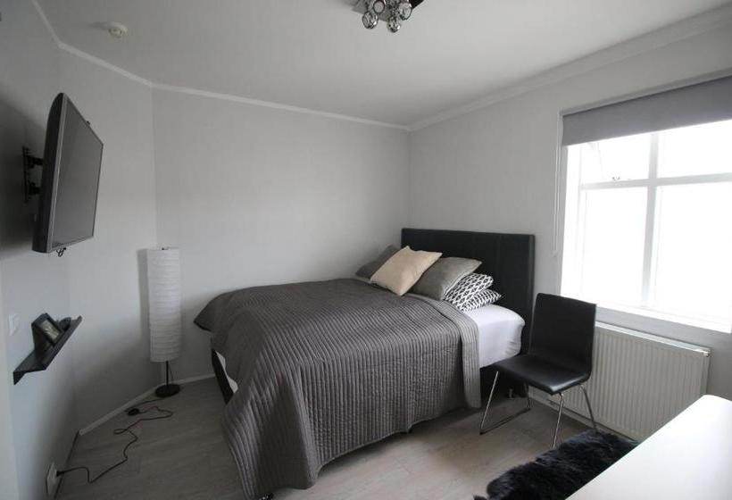 هتل Steinaskjol Apartments