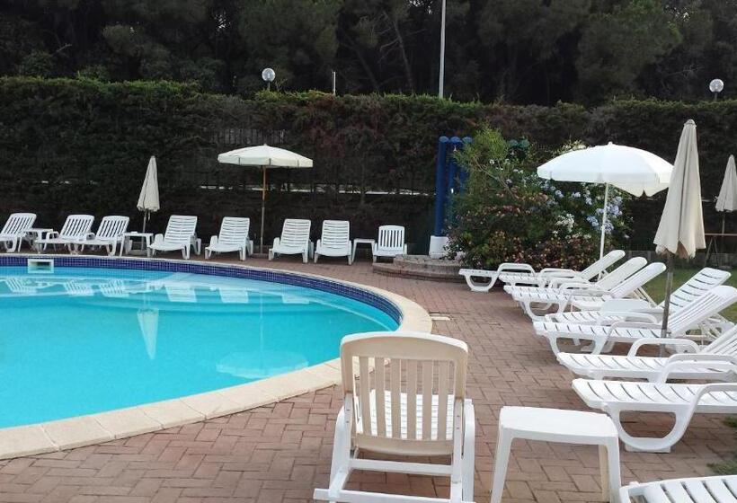 فندق Thairè Resort