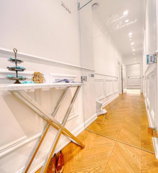 هتل Via Chiodo Luxury Rooms