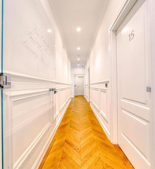 هتل Via Chiodo Luxury Rooms