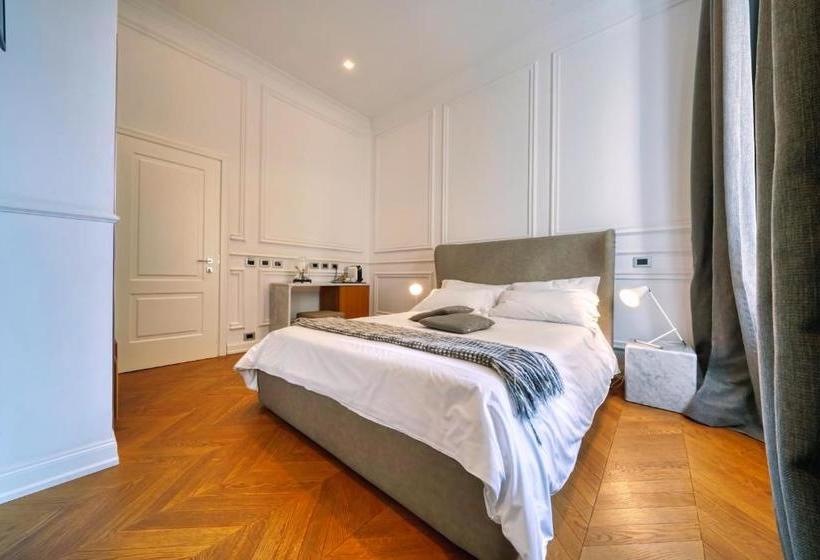 هتل Via Chiodo Luxury Rooms