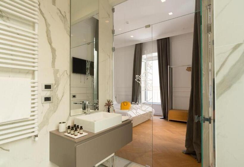 هتل Via Chiodo Luxury Rooms