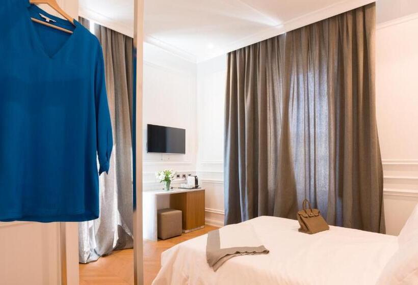 هتل Via Chiodo Luxury Rooms