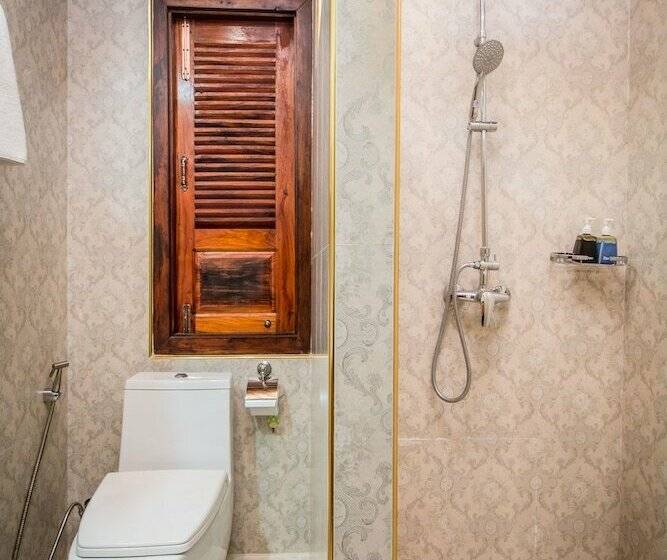 فندق Villa Angthong