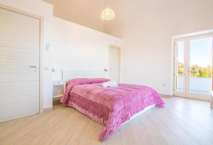 Отель Villa Mariagiovanna