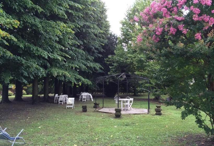 בית מלון כפרי Villa Pastori