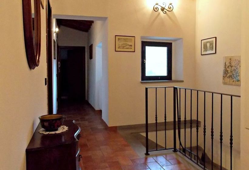 Отель Villa Santa Maria A Bovino