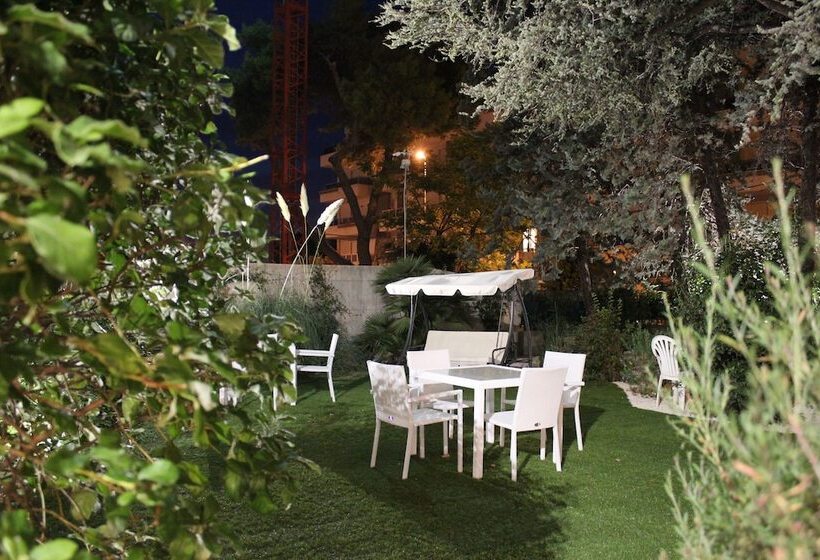 酒店 Villa Wanda Residenza Di Charme