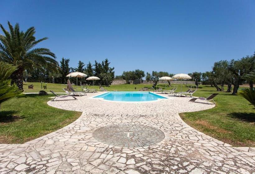 Отель Villesalento - Masseria Italia M590
