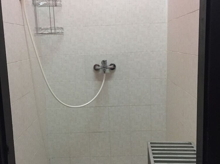 Отель Y Not Laos Hostel