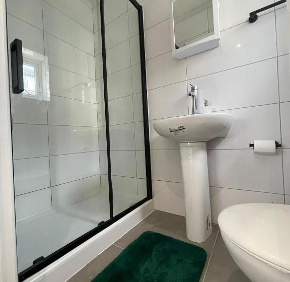 Araan House Hotel Families And Couples Only