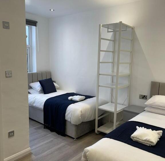 Araan House Hotel Families And Couples Only