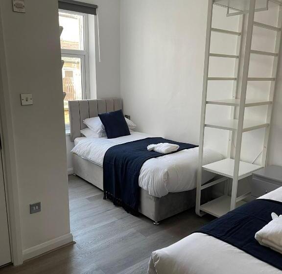 Araan House Hotel Families And Couples Only