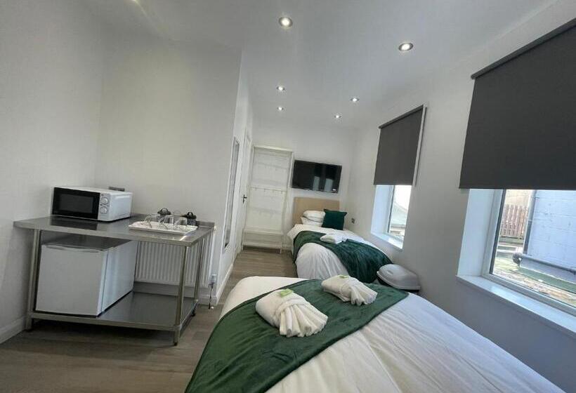 Araan House Hotel Families And Couples Only