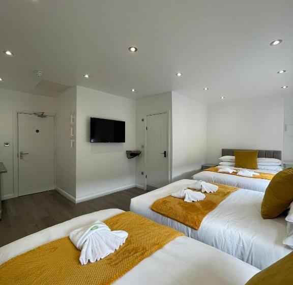 Araan House Hotel Families And Couples Only