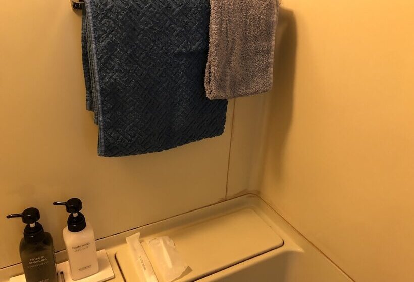 Business Hotel Tenmonkan Park   Hostel