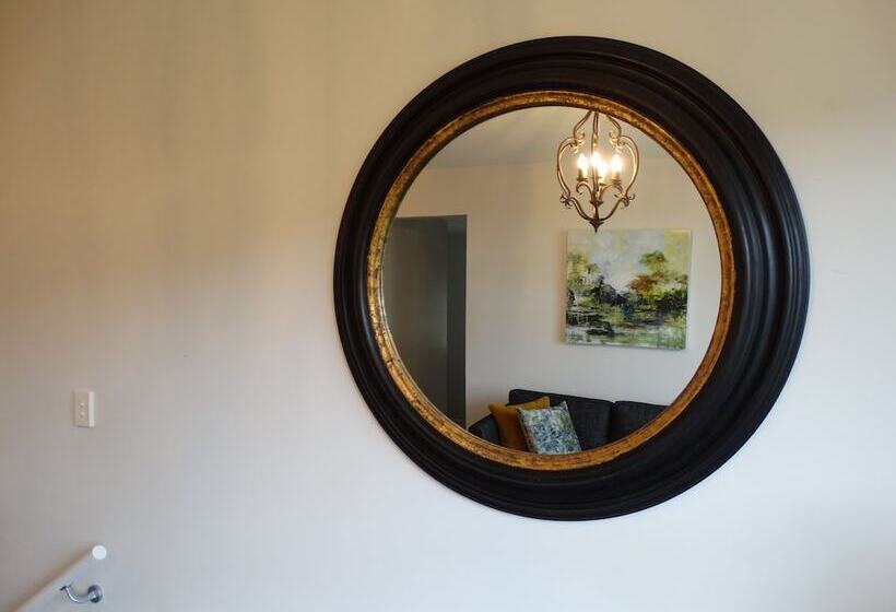 Отель Andelin Guest House