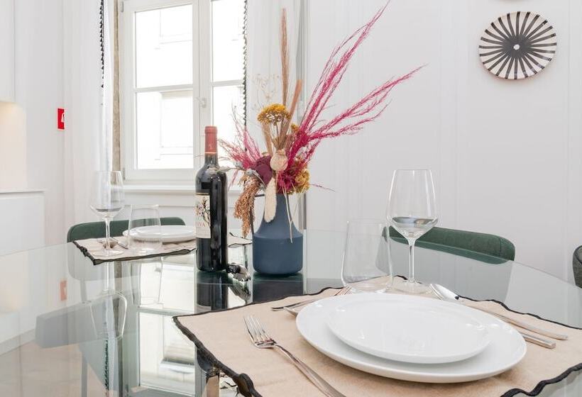 هتل Ando Living Santa Justa 77 House