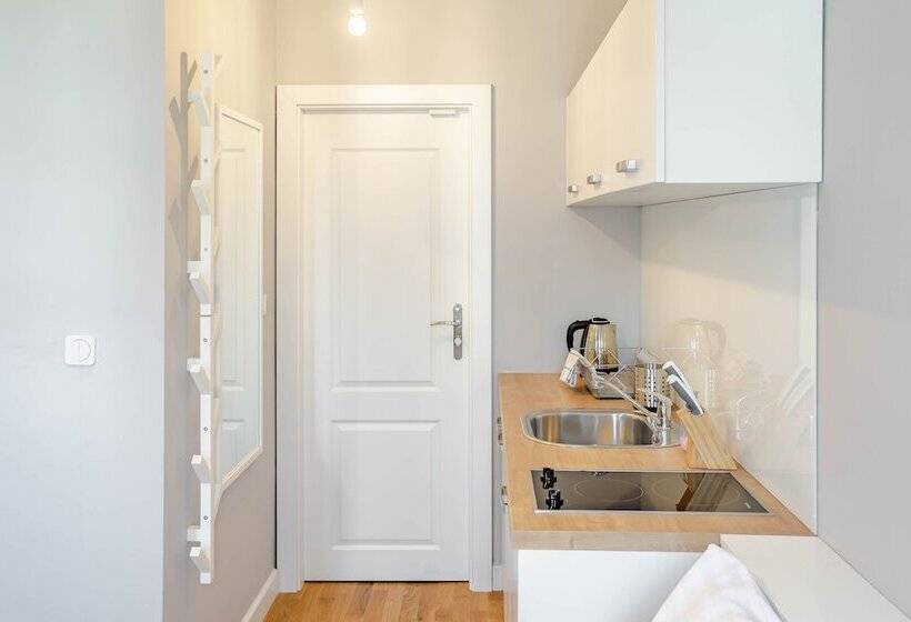 هتل Apartamenty Velvet