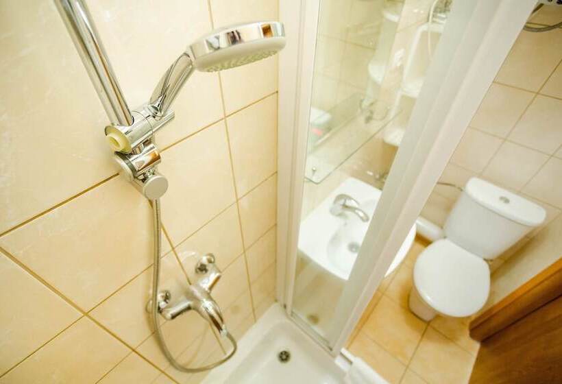 هتل Apartamenty Velvet