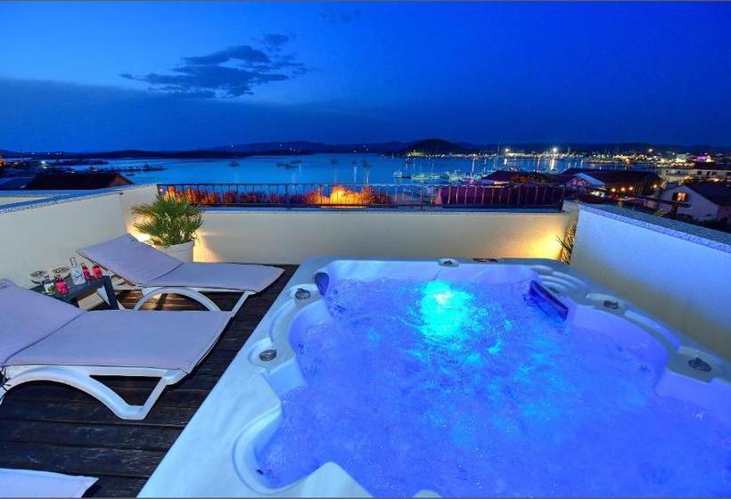 فندق Apartments Stella Adriatica