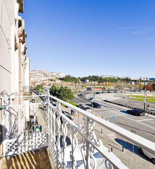 Отель Archisuites