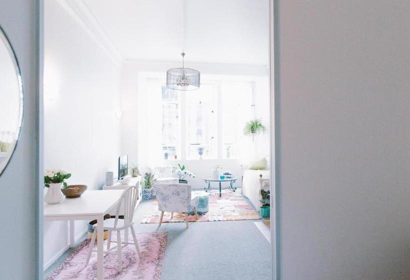 هتل Bohemian Studio Hideaway