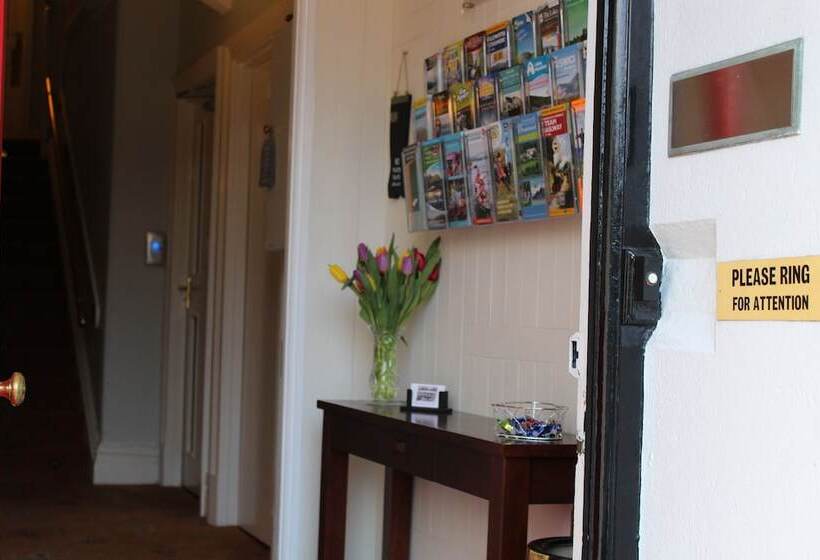 호텔 Brantfell House