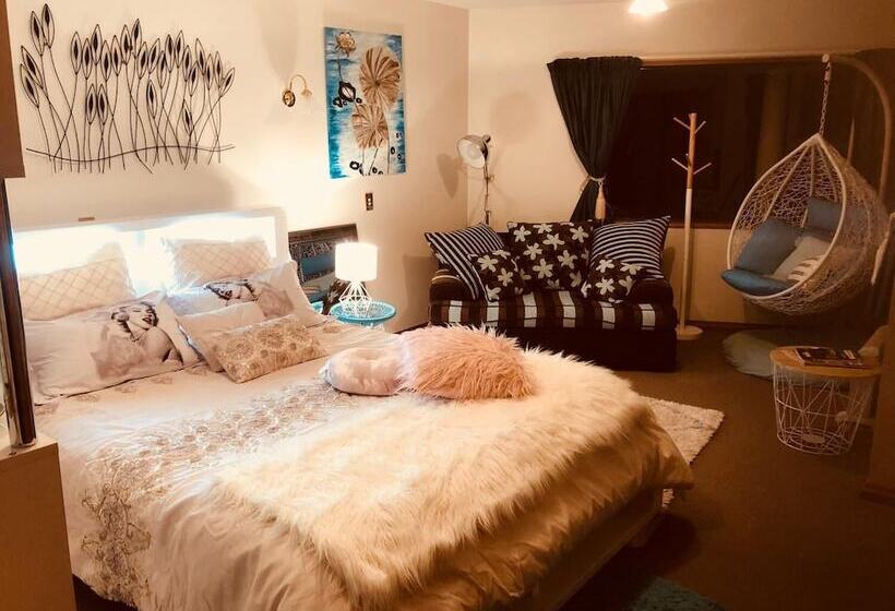 호텔 Breakfast At Tiffanys