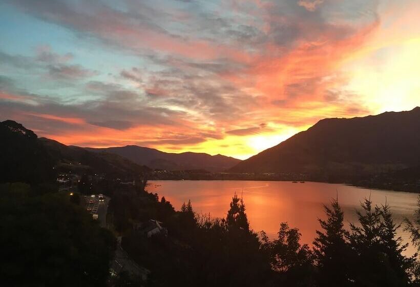 호텔 Breakfast At Tiffanys