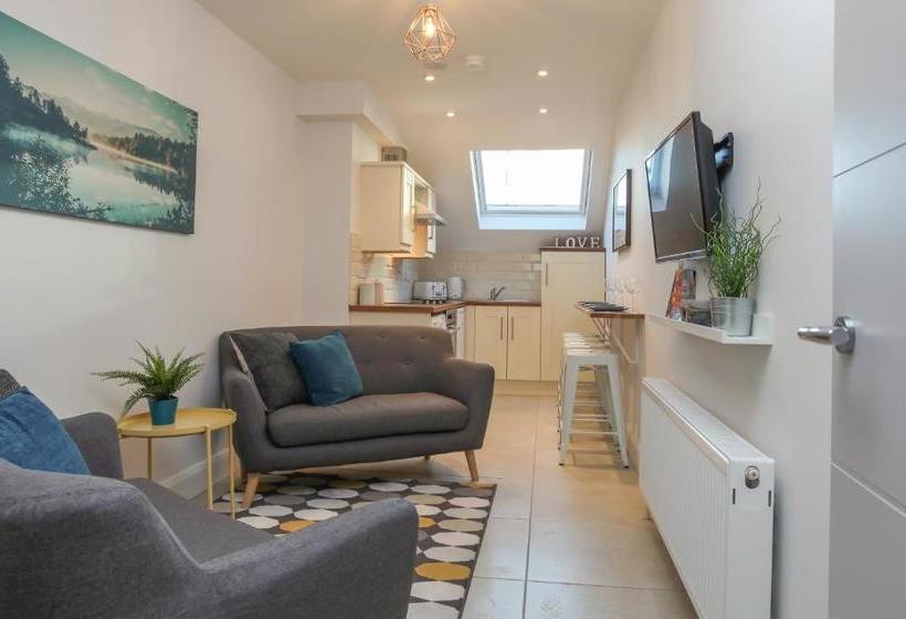 בית מלון כפרי Central Belfast Apartments: 7 Camden Street