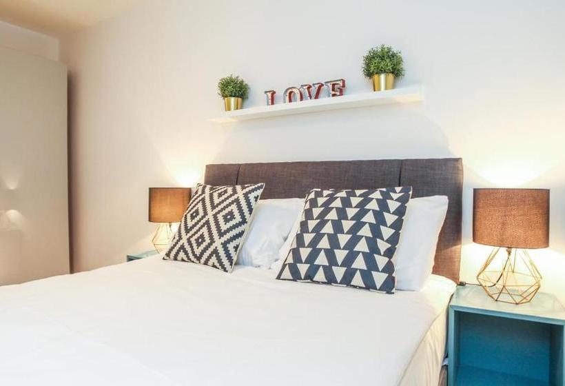 בית מלון כפרי Central Belfast Apartments: 7 Camden Street