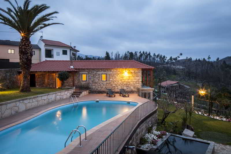 Отель Cerca Dos Passais