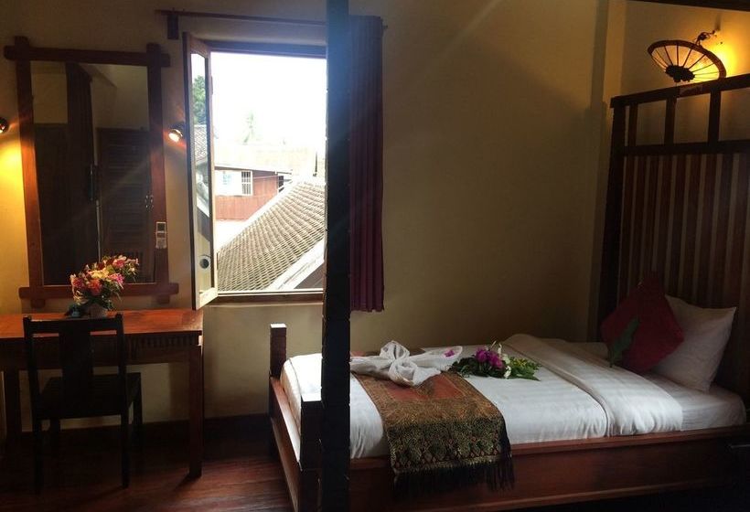 בית מלון כפרי Chaluenxay Villa