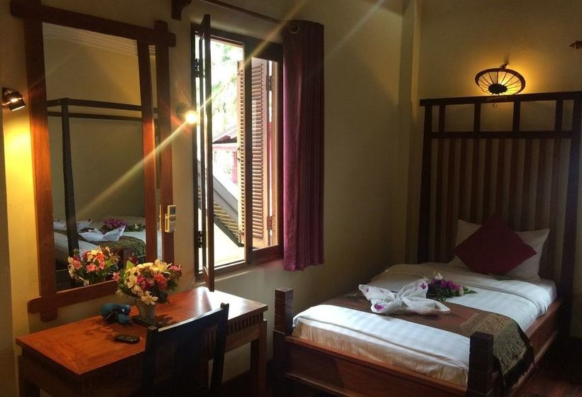 בית מלון כפרי Chaluenxay Villa