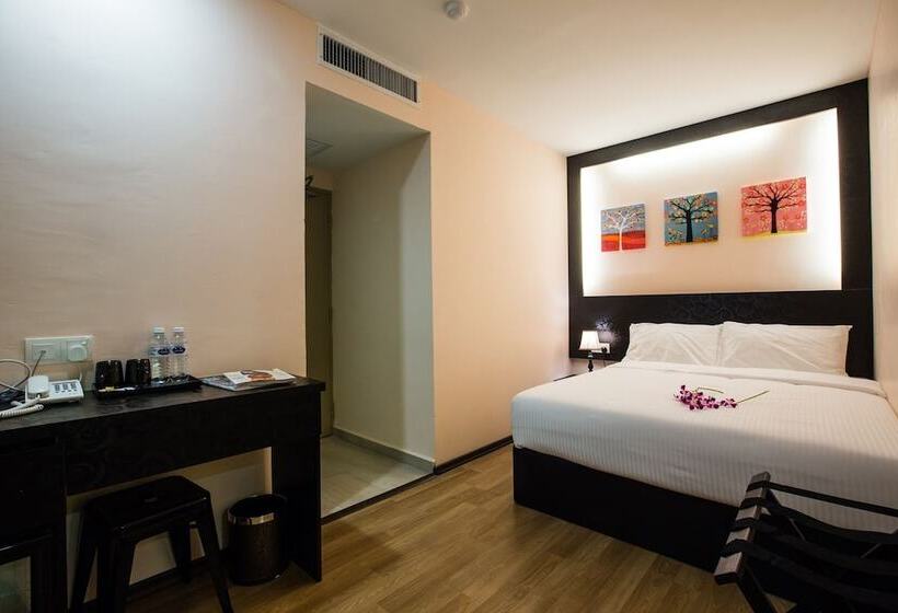 Отель Ciq @ Wong Ah Fook