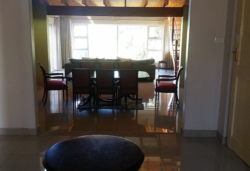 בית מלון כפרי Cokama Guesthouse