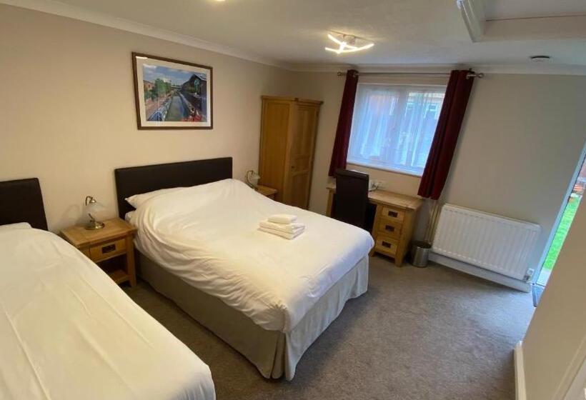 호텔 Fairlawns Guest House